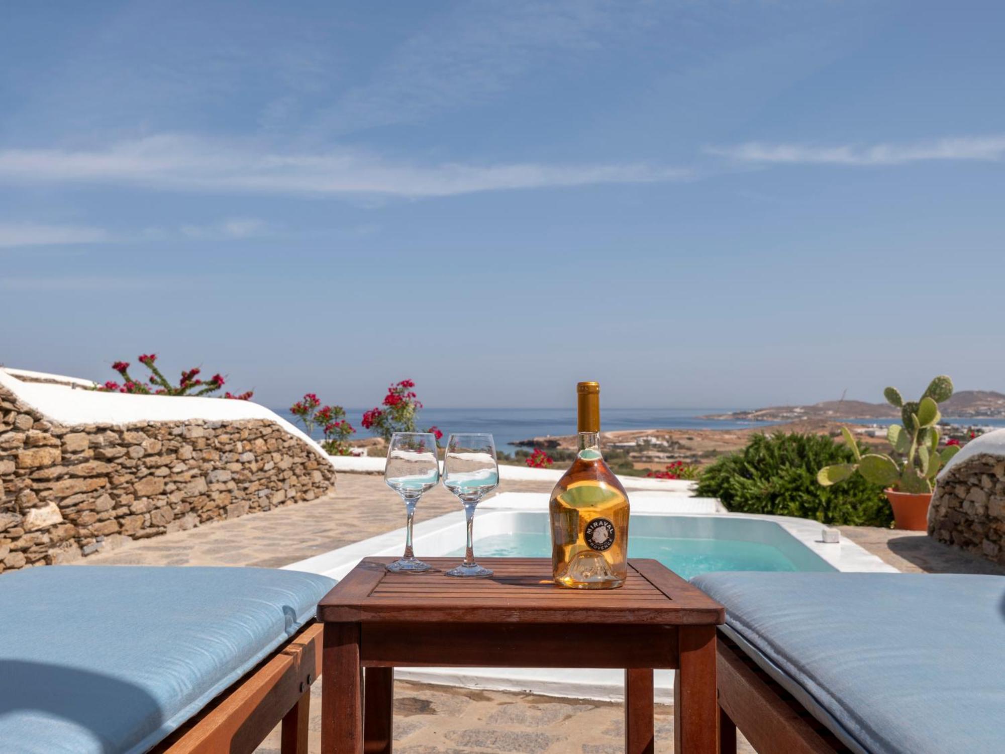 Peters Place - Paros Resort Parasporos Exterior photo